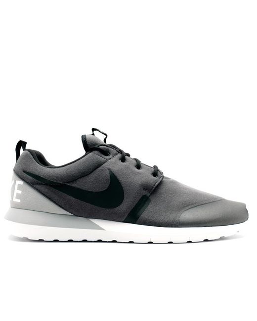 nike roshe run nm w