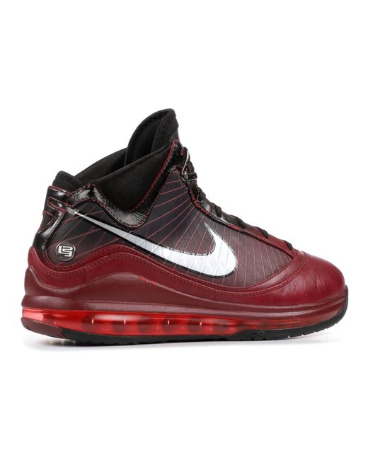 lebron xmas shoes