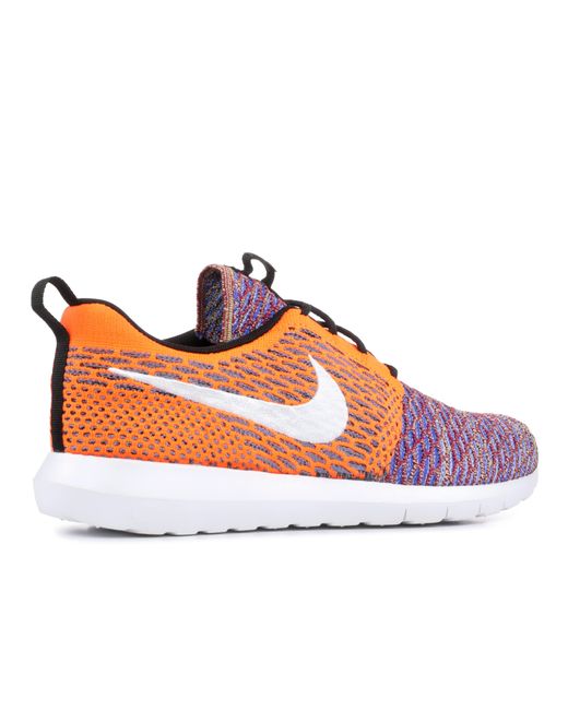 nike flyknit random