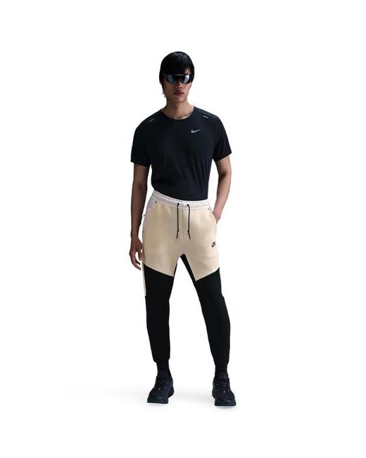 Nike Black Tech Fleece Pants for men