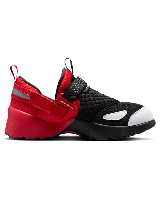 Nike Red Trunner Sneakers