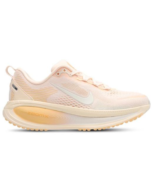 Nike Natural Zoom Sneakers