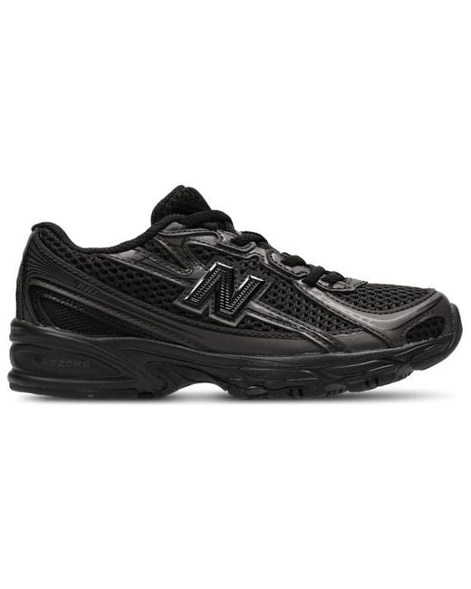 New Balance Black 740 Sneakers