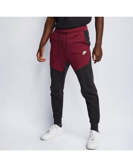 Nike Tech Fleece Broeken in het Rood voor heren | Lyst NL