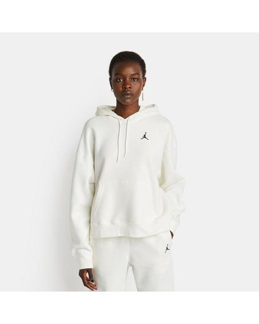 Brooklyn di Nike in White