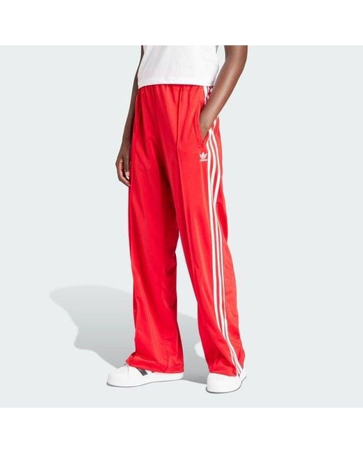 Adidas Firebird Loose Broeken in het Red