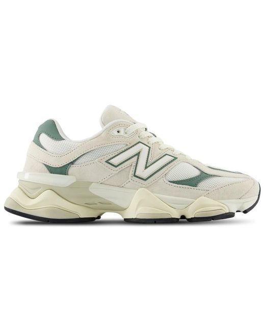 9060 Scarpe di New Balance in White