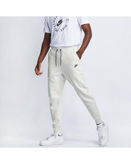 Nike Tech Fleece Pants in Brown for Men | Lyst UK