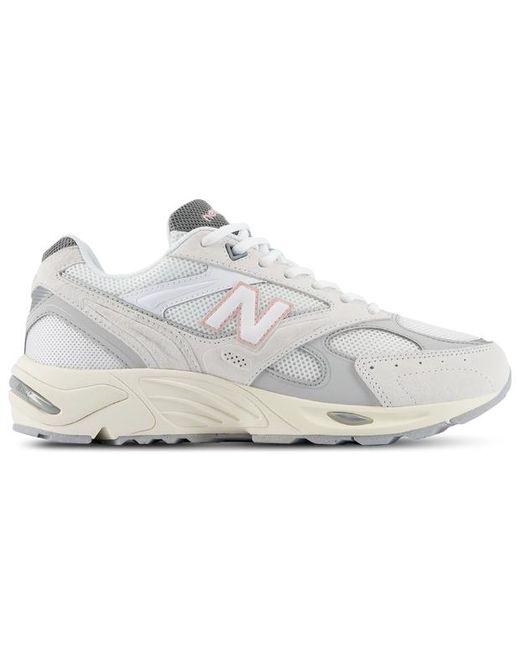 New Balance White 880R Shoes