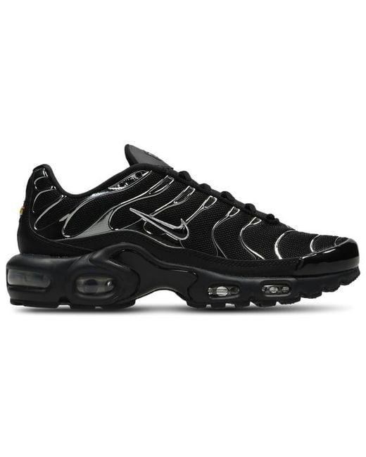 Nike Black Tuned