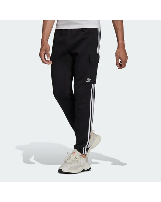 adicolor classics 3 stripes cargo tracksuit bottoms