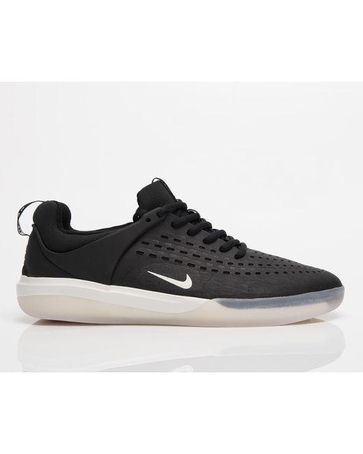 nyjah nike black