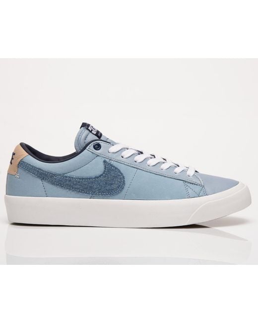 white nike sb blazer low