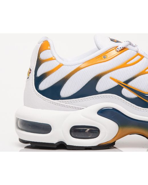 legend of her air max plus