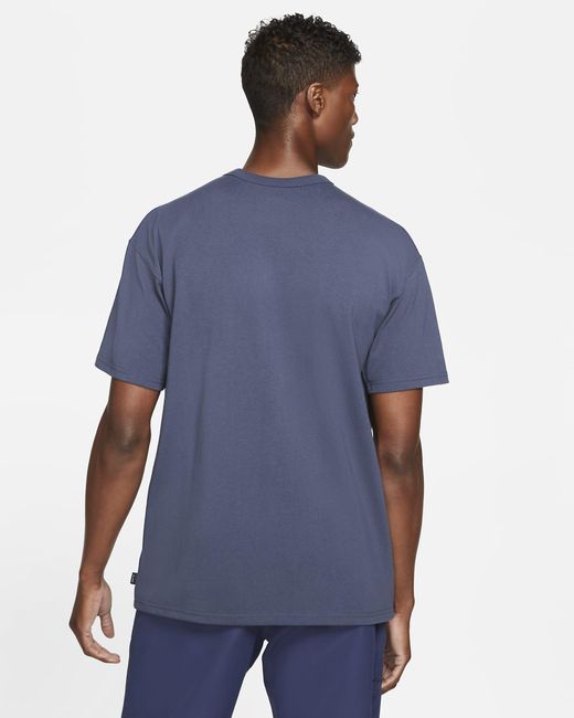 Nike Sportswear Premium Essentials Ss Lifestyle T-shirt in Blue for Men ...