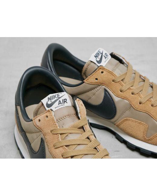 nike air pegasus 83 marron