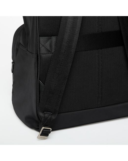 Calvin Klein Sleek Round Backpack in het Black