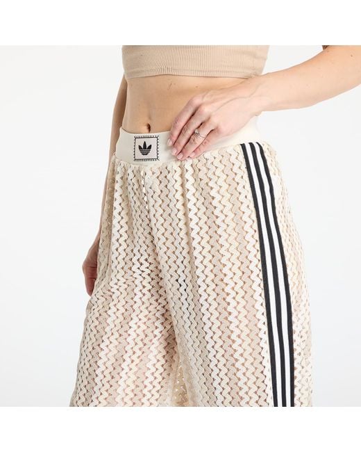 Firebird Femme Pantalons Adidas Originals en coloris Natural