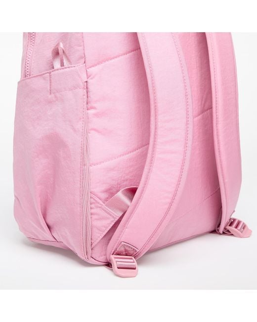 Nike Aura Backpack (24L) Elemental/ Matte in het Pink