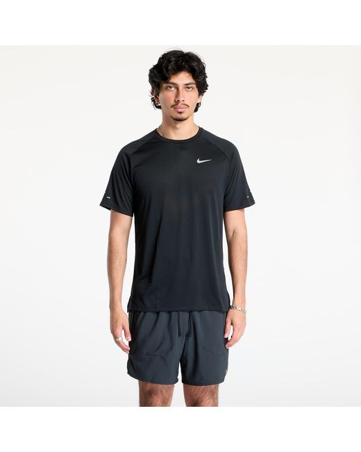 Maglietta Stride Dri-Fit Adv Short-Sleeve Running Top/ Reflective Silv di Nike in Black da Uomo