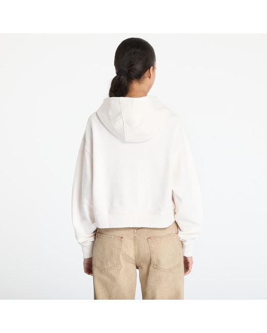 Felpa Tommy Jeans Relaxed Cropped Script Hoodie di Tommy Hilfiger in White