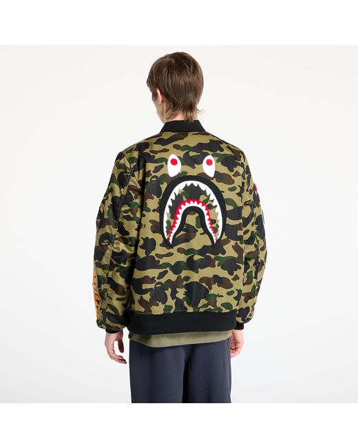 Giacca 1St Camo Shark Ma-1 Jacket di A Bathing Ape in Green