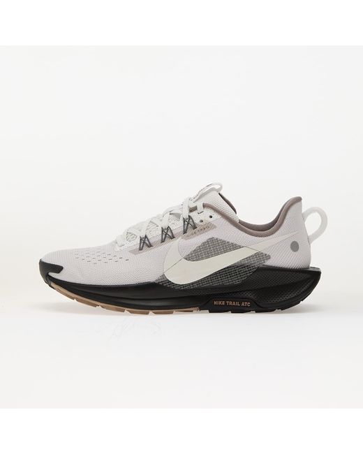 Sneakers Reactx Pegasus Trail 5 Vast/ Summit--Iron Eur di Nike in White da Uomo
