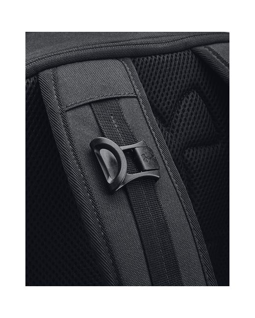 Contain Backpack/ Metallic di Under Armour in Black