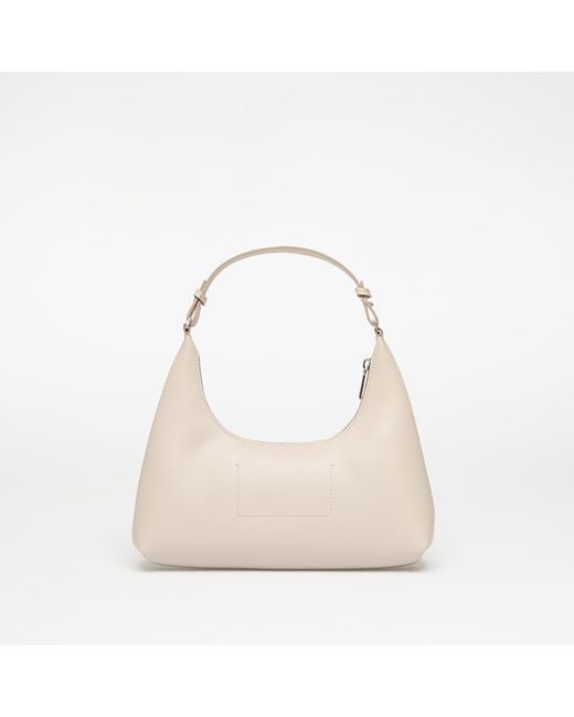 Calvin Klein Foil Logo Conv Shoulder Crossover in het Natural
