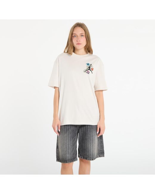 Maglietta Flight Oversized Graphic T-Shirt di Nike in Gray