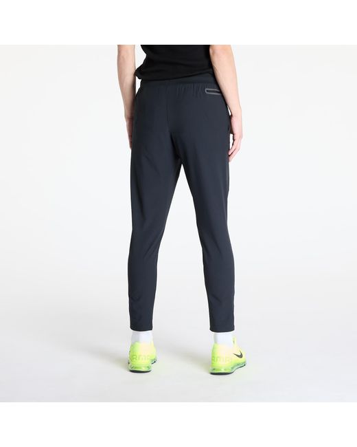 Under Armour Broeken Unstoppable Tapered Pants Pitch in het Blue