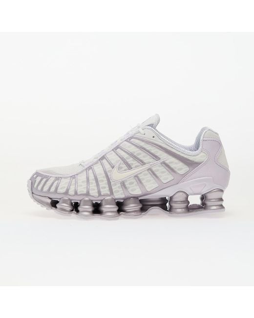 Sneakers W Shox Tl Summit/ Sail-Barely Grape Eur di Nike in Metallic