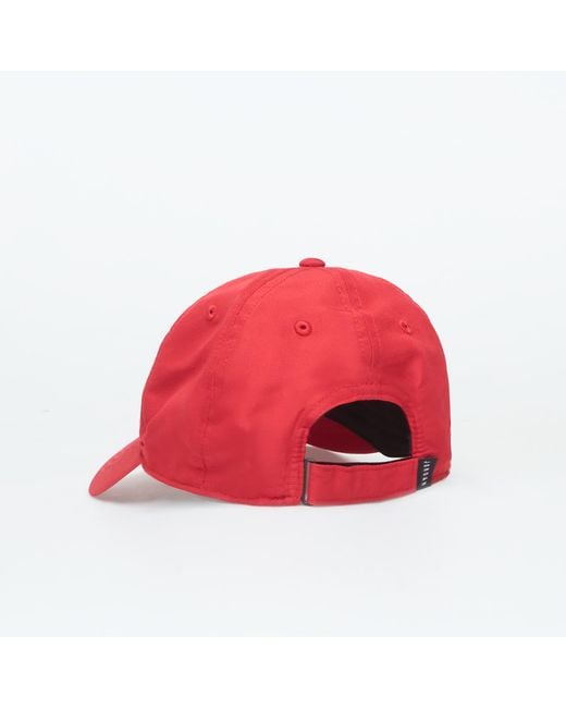Tappo Jan Essentials Cap di Nike in Red