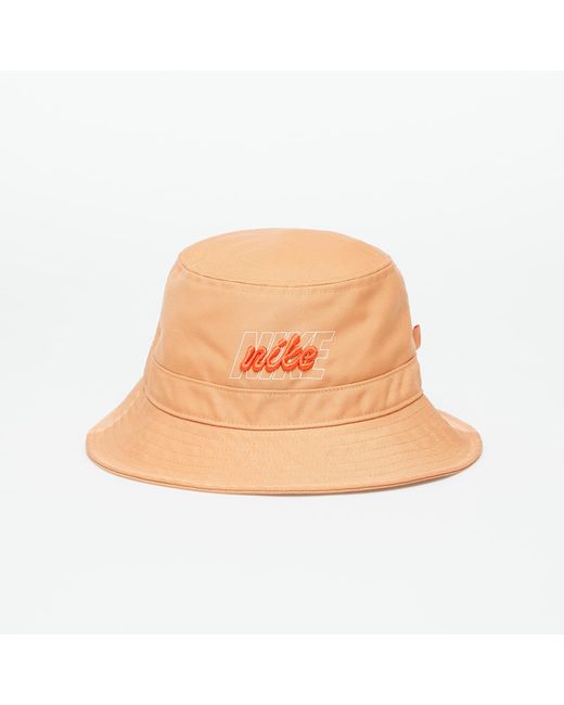 Nike Natural Apex graphic bucket hat amber brown/ bright crimson m