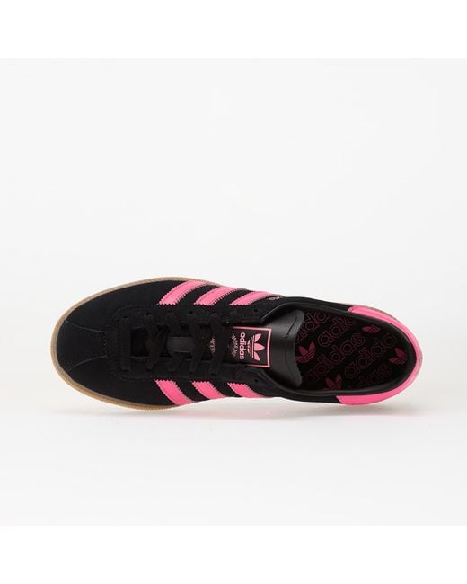 Sneakers Adidas Muenchen W Core/ Lucid/ Gum5 Eur di Adidas Originals in Red