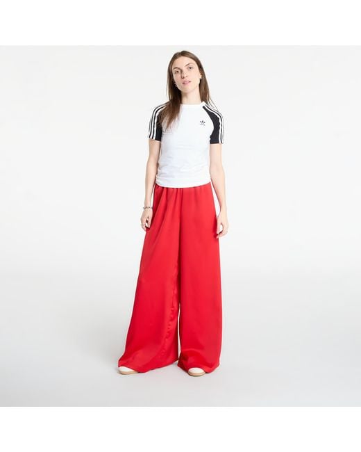 Pantaloni Adidas Adicolor Satin Wide Leg Track Joggers Better Scarlet/ Bright di Adidas Originals in Red
