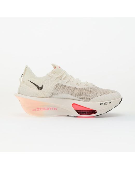 Sneakers W Alphafly 3 Sail/ -Crimson Tint-Guava Ice Eur di Nike in Multicolor