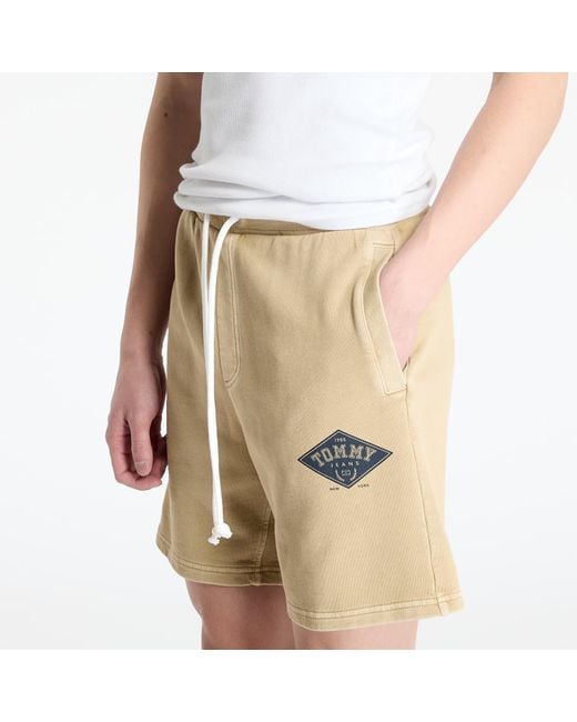 Tommy Hilfiger Tommy Jeans Regular Varsity Grap Shorts in het Natural voor heren