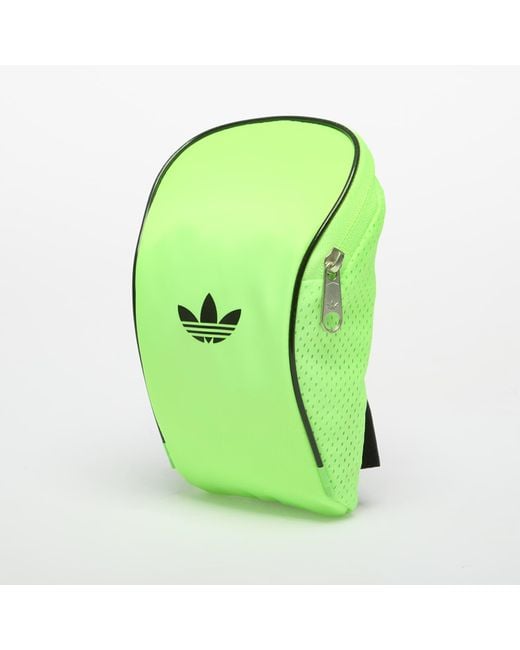 Sac adidas adicolor small item bag universal Adidas Originals en coloris Green
