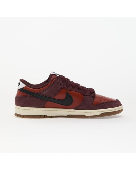 Sneakers Dunk Low Retro Se Mars Stone/ -Burgundy Crush-Coconut Milk-Gum Dk di Nike in Brown da Uomo