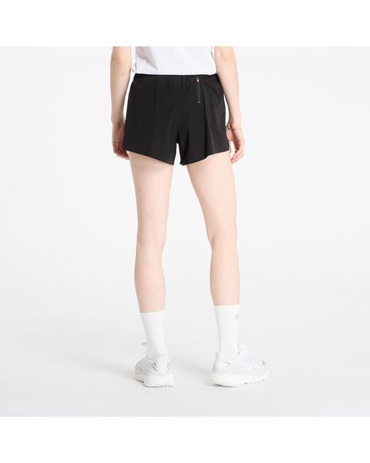 Pantaloncini Split Shorts di Soar Running in Black