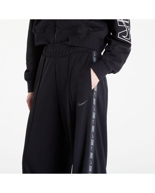 Nike Black Nsw pocket tape trend high-rise pants