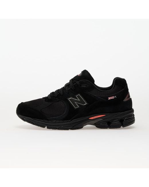 Sneakers 2002R Eur di New Balance in Black