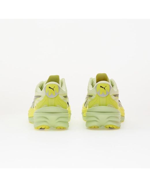 PUMA Yellow Deviate Nitro 4 Sneaker for men