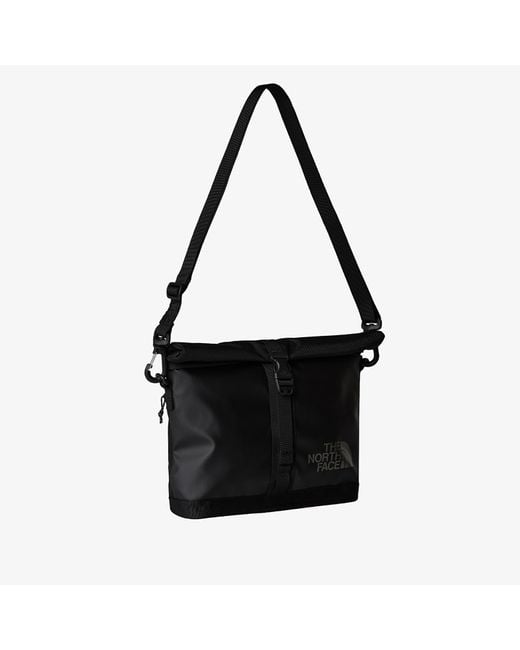 Base Camp Shoulder Bag Tnf/ Asphalt di The North Face in Black