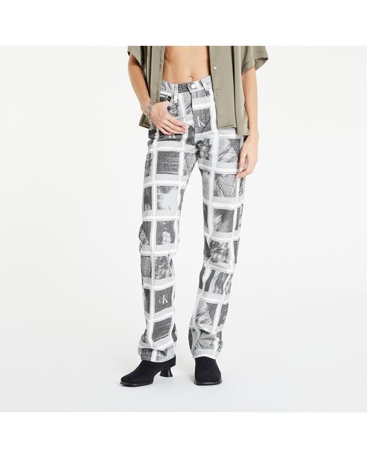 Jeans high rise straight denim light di Calvin Klein in Gray