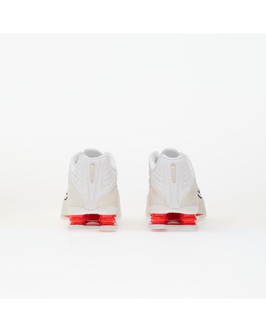 Sneakers W Shox R4/ -Phantom-Picante Eur di Nike in White