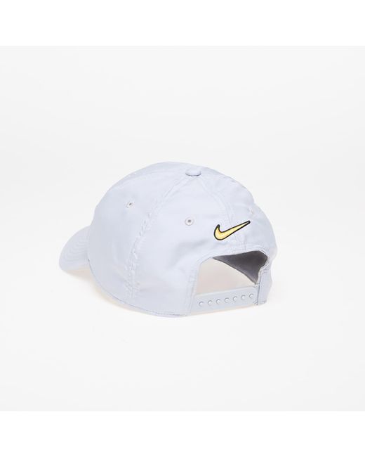 Dri-Fit Club Unstructured Air Max Tn Cap di Nike in White