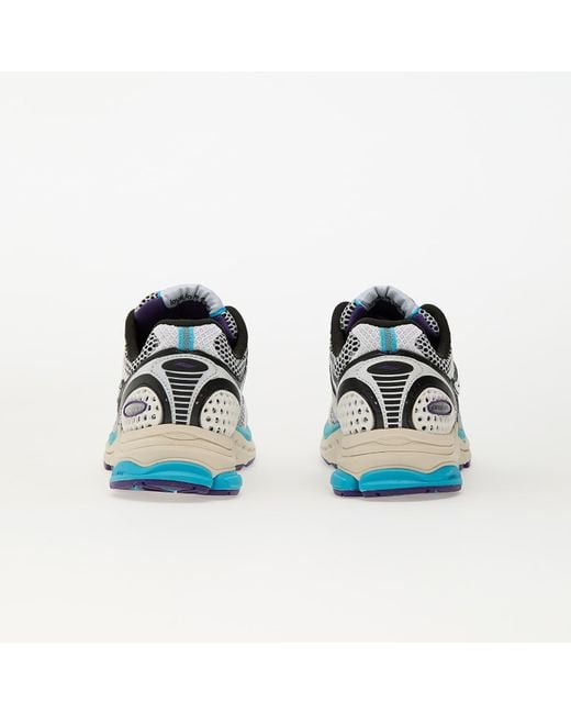 Sneakers Progrid Triumph 4 di Saucony in Blue