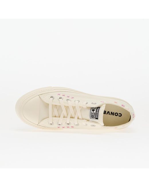 Baskets chuck taylor all star lift floral embroidery low top egret/ sugar berry/ cactus bud eur 35 Converse en coloris Natural